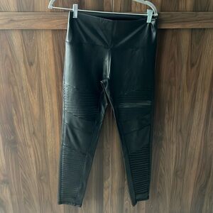 NWOT 7 For All Mankind leggings
